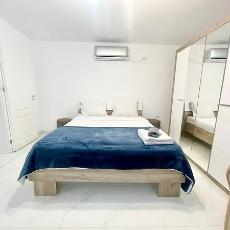 Old Town Retreat No 8 Apartment *